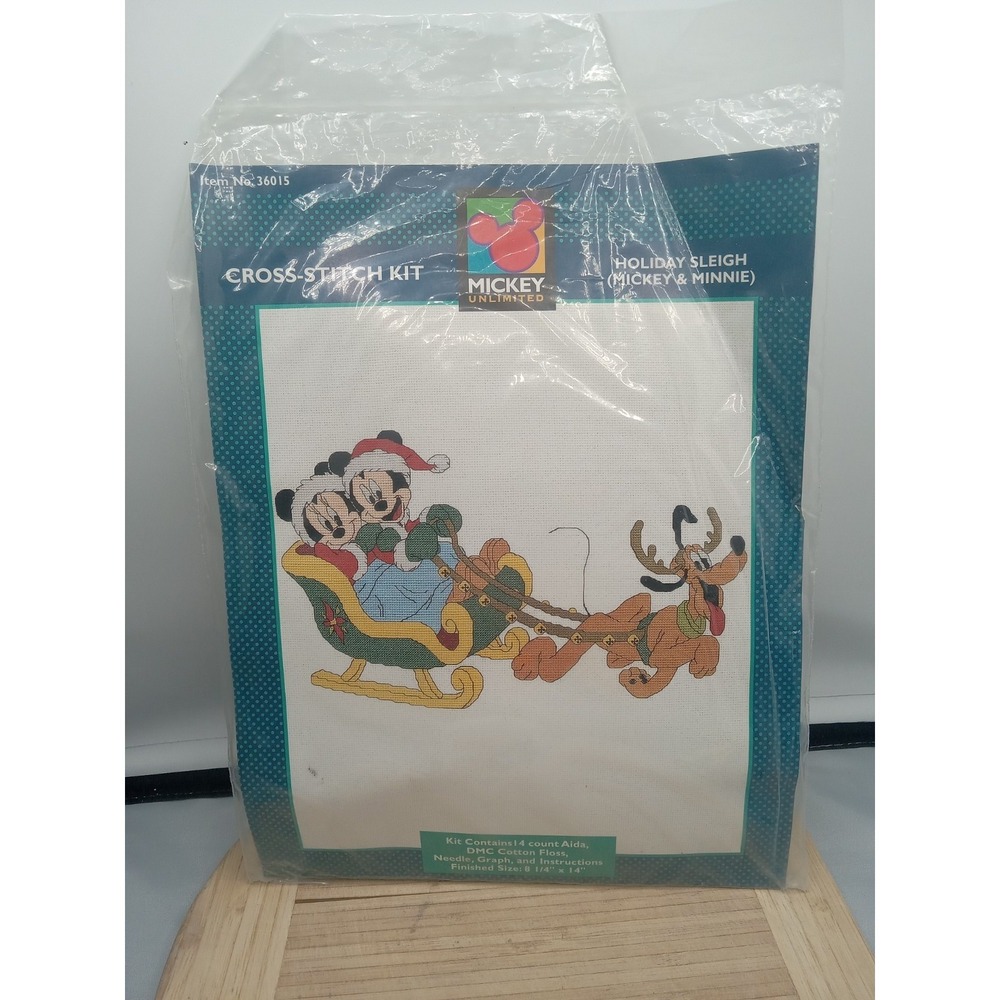 Just Cross Stitch Mickey‎ Unlimited Holiday Sleigh Minnie And Mickey Pluto Kit